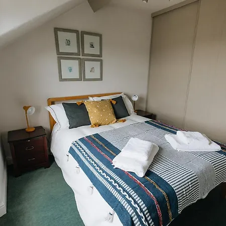 Captain French // 3 Bed In Kendal, Lake District, Cumbria *