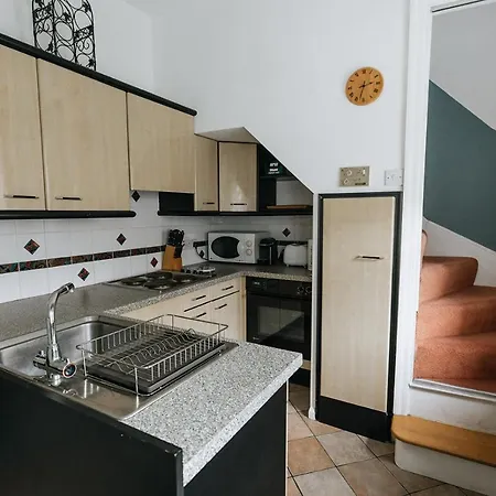 Captain French // 3 Bed In Kendal, Lake District, Cumbria *